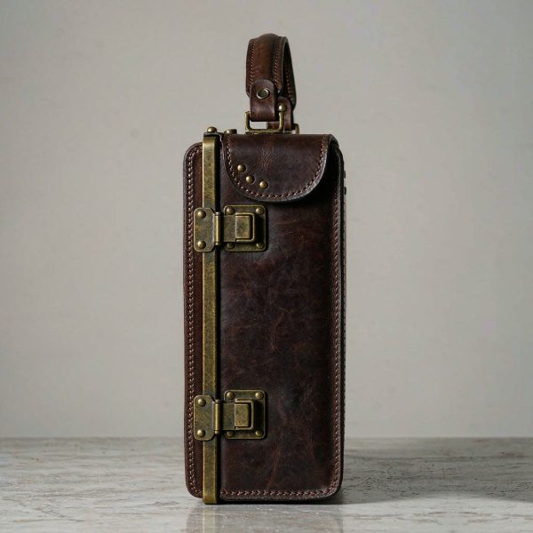 KQ FETURE — Beaumont Hand Stitched Attache KQ FETURE — Beaumont Hand Stitched Attache