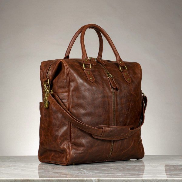KQ FETURE — Cumberland Leather Holdall